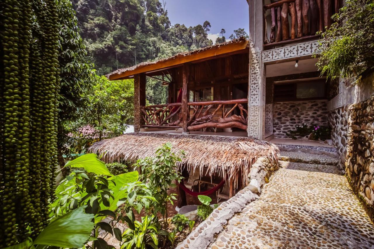 Garden Inn Букит-Лаванг Экстерьер фото