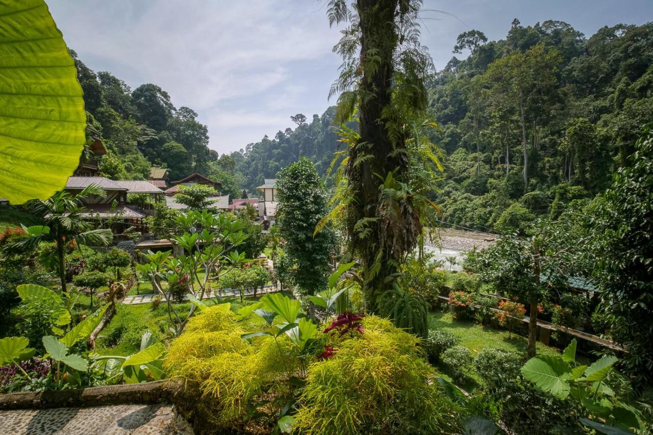 Garden Inn Букит-Лаванг Экстерьер фото