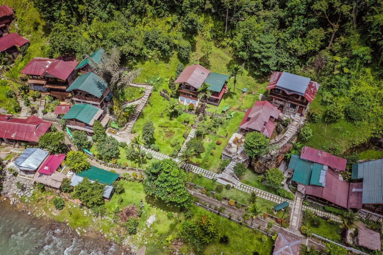 Garden Inn Букит-Лаванг Экстерьер фото