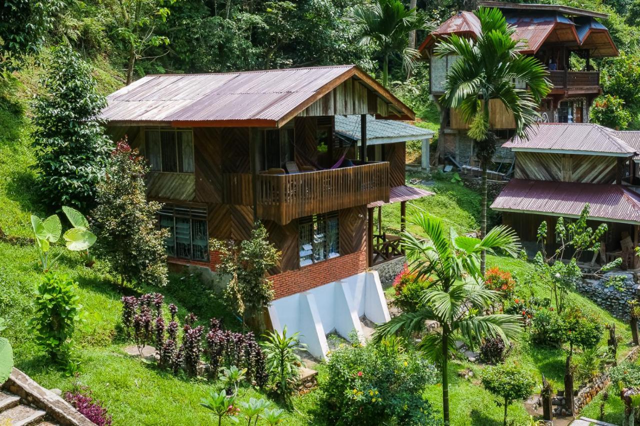 Garden Inn Букит-Лаванг Экстерьер фото