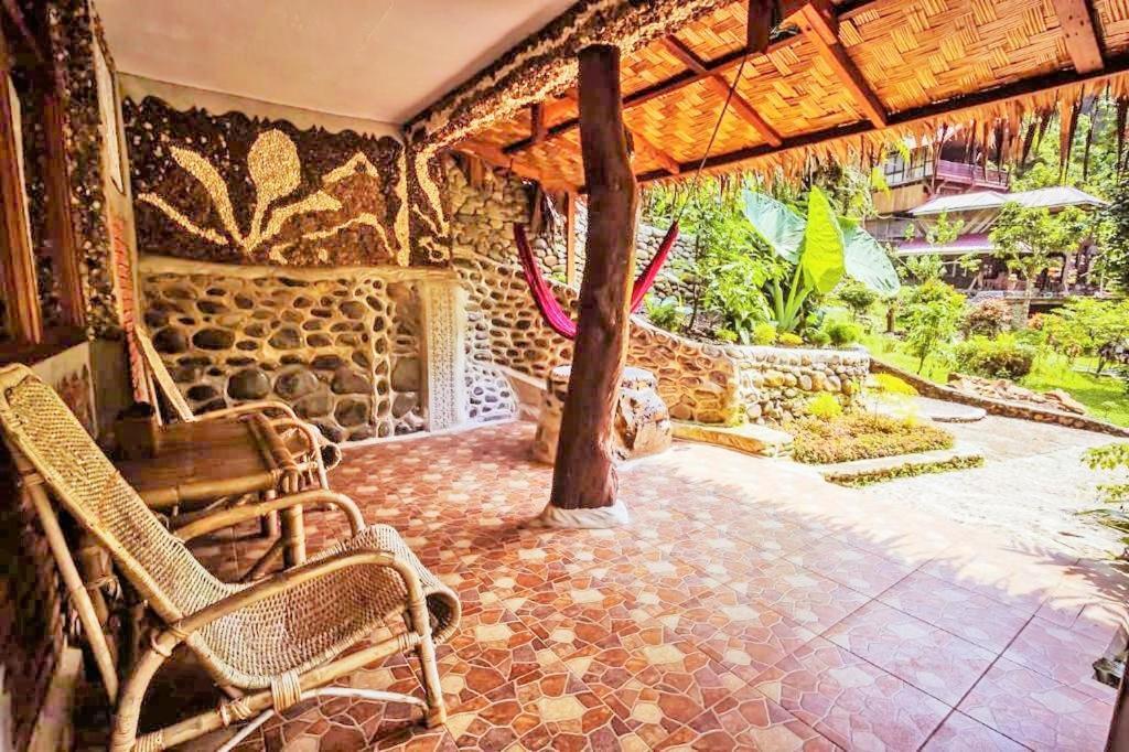 Garden Inn Букит-Лаванг Экстерьер фото